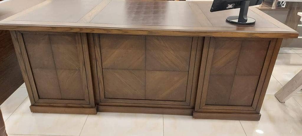 Executive office/computer/study tables 6