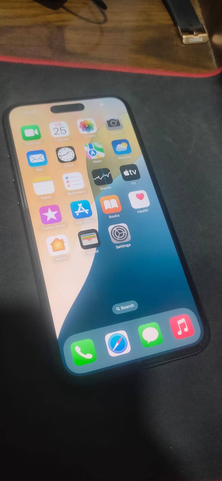 Apple iPhone 15 plus 0