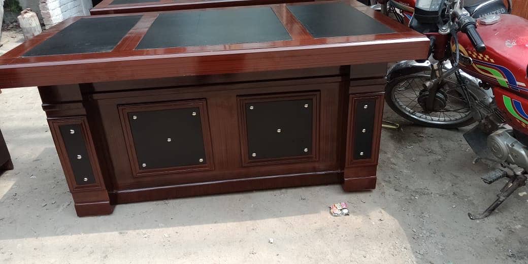 Executive office/computer/study tables 15