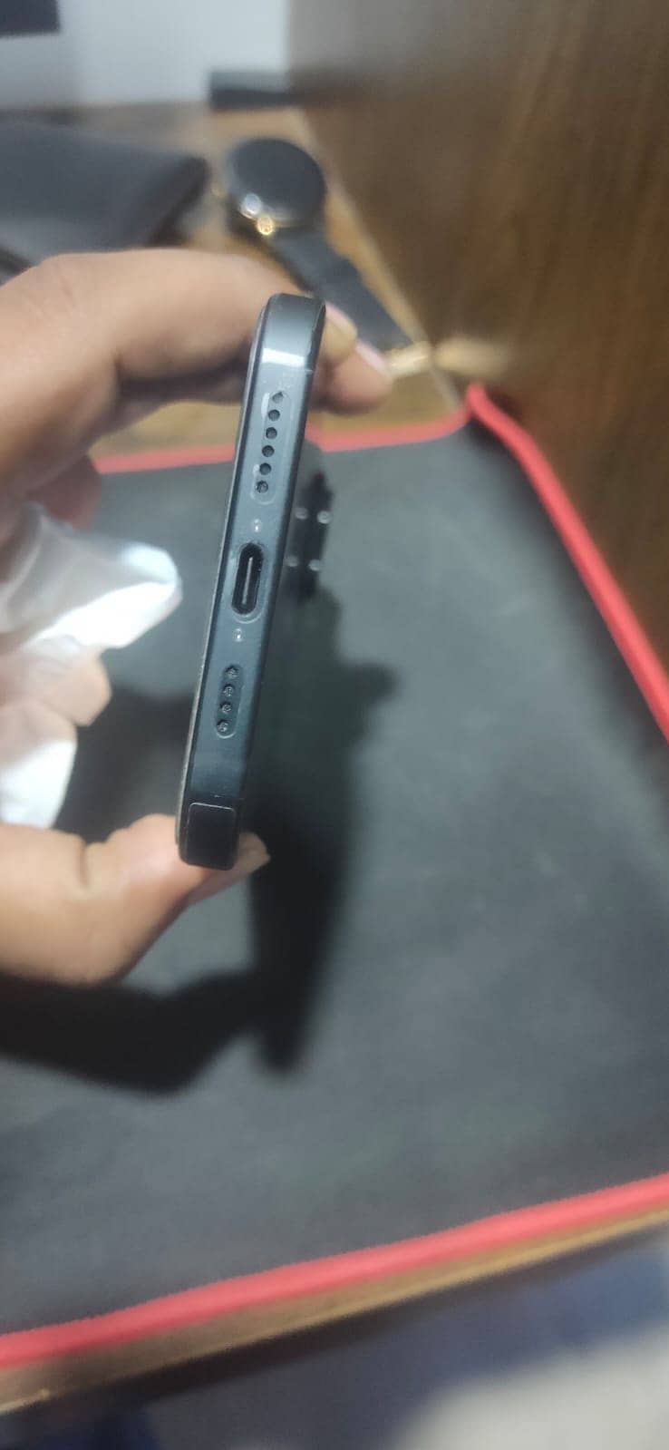 Apple iPhone 15 plus 4