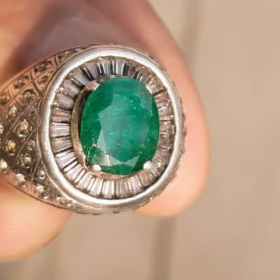 Zamurd stone  (Emareld) real