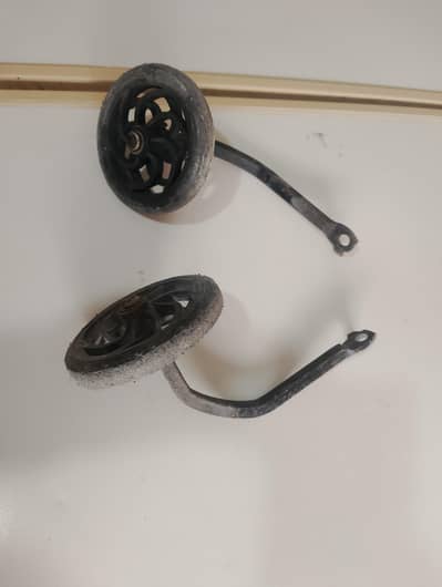 Side tyres of kids Bicycle