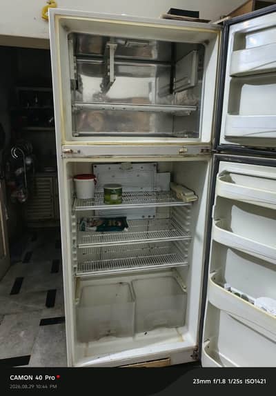 dawlance frige for sale larg jamboo size contect 03109775400