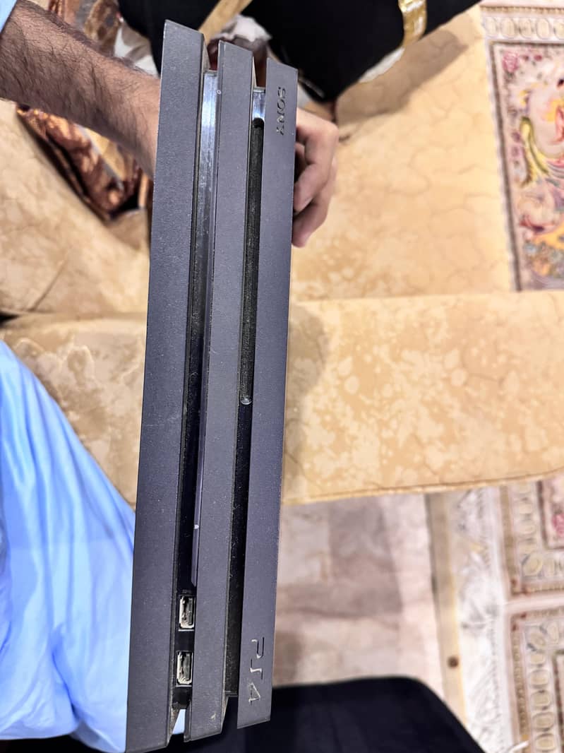 ps4pro 1tb 2