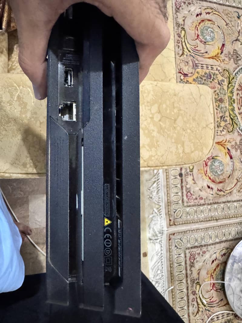 ps4pro 1tb 3