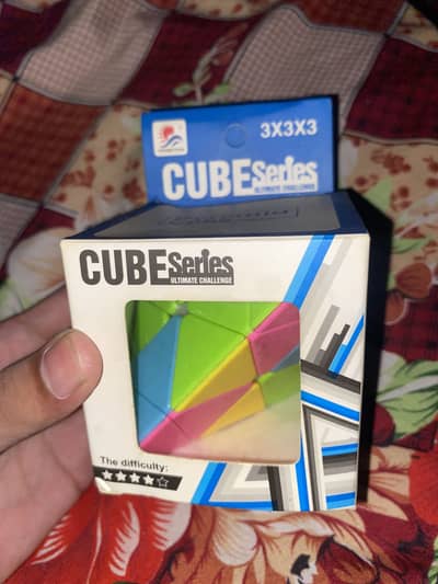 Triangle rubix cube (pyramid cube)