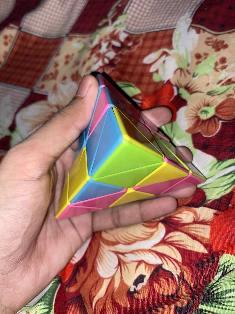 Triangle rubix cube (pyramid cube) 3