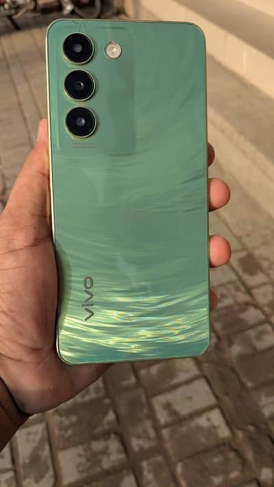 Vivo Y100