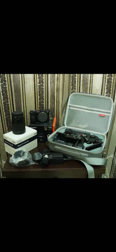 Sony A6400 Sigma Lens and Dji Rs4 Gimbal Setup