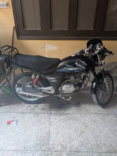 Suzuki Gs 150 SE