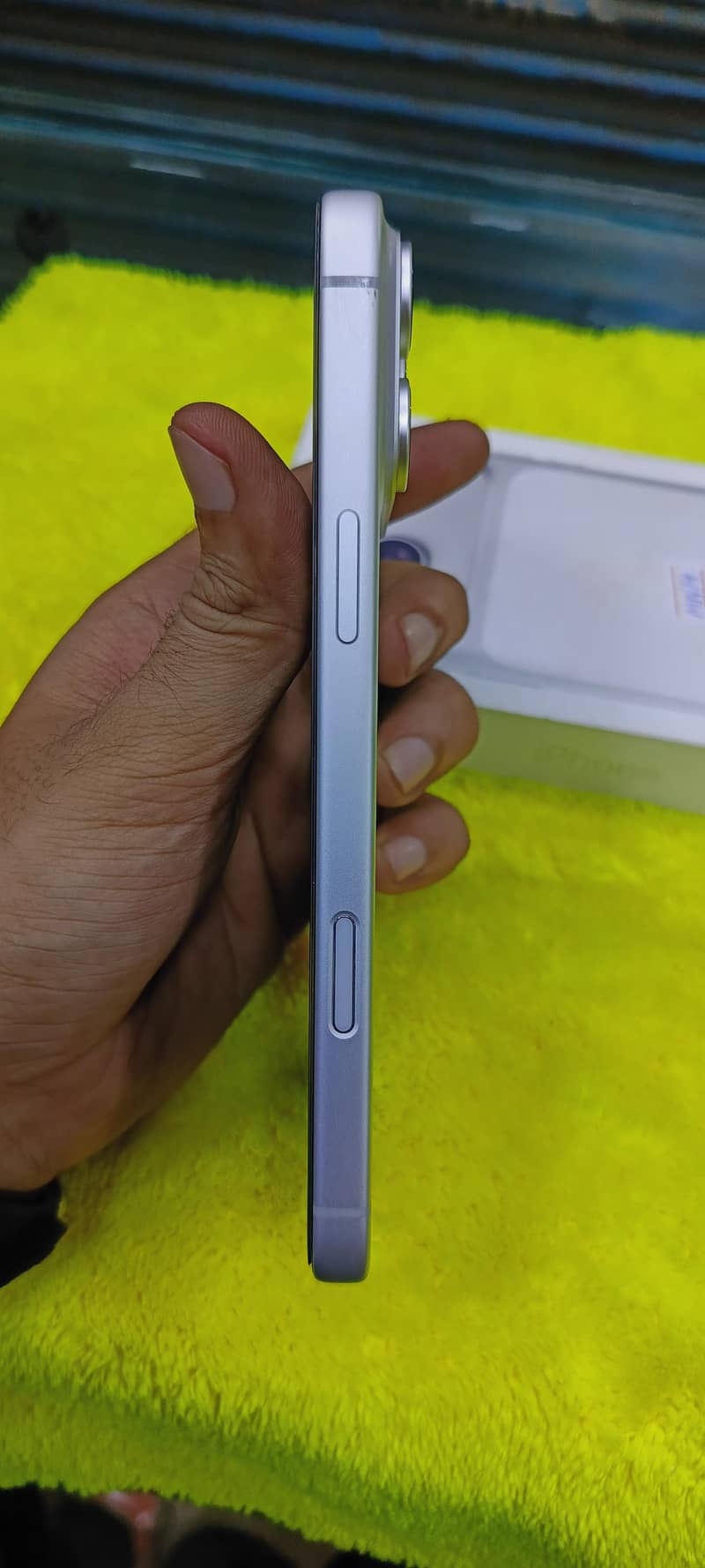 Apple iPhone 17 Pro Max 3