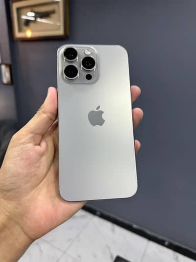 Apple iPhone 15 Pro Max
