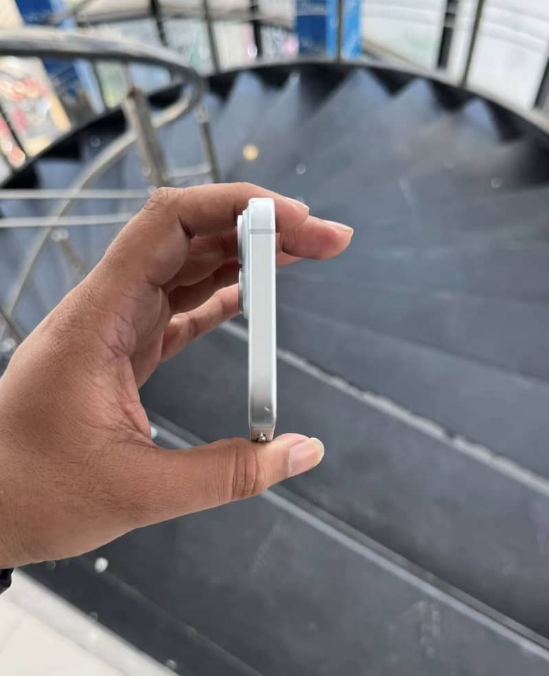 iPhone 15 1