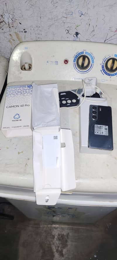 Tecno CAMON 40 Pro