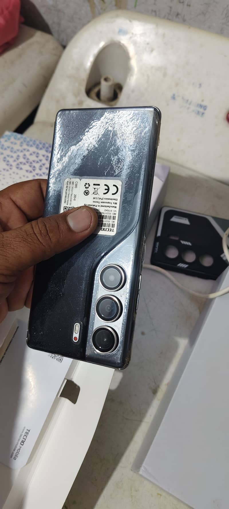 Tecno CAMON 40 Pro 6