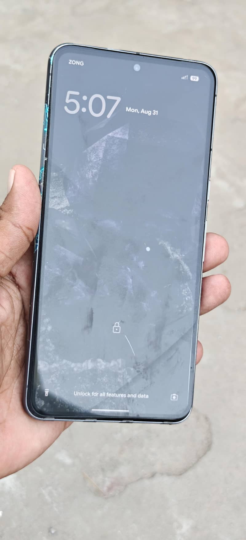 Google Pixel 8 Pro 4