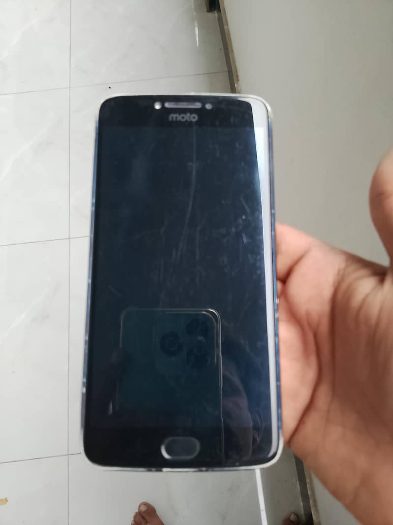 moto e4 plus 1
