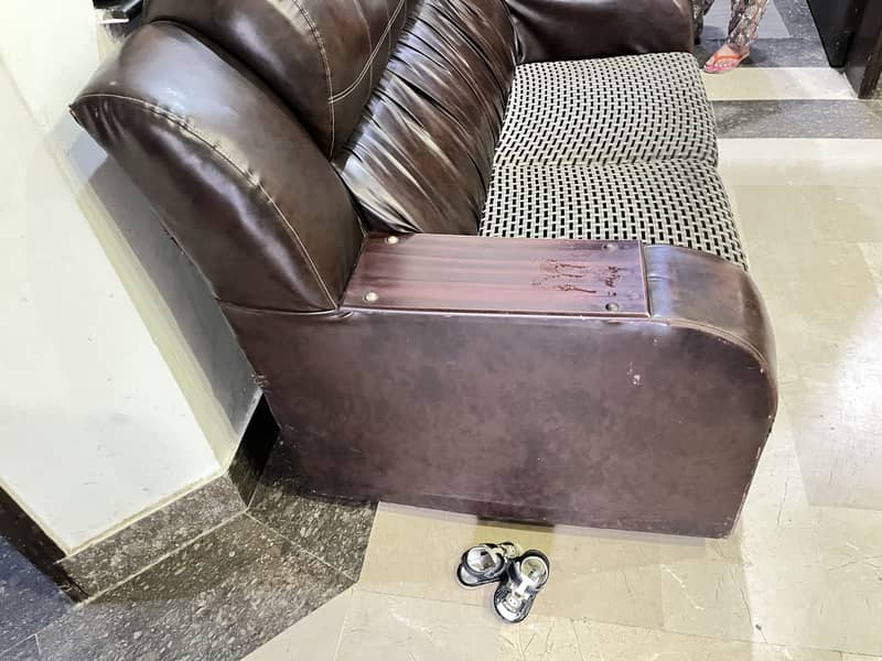 Leather sofa 5
