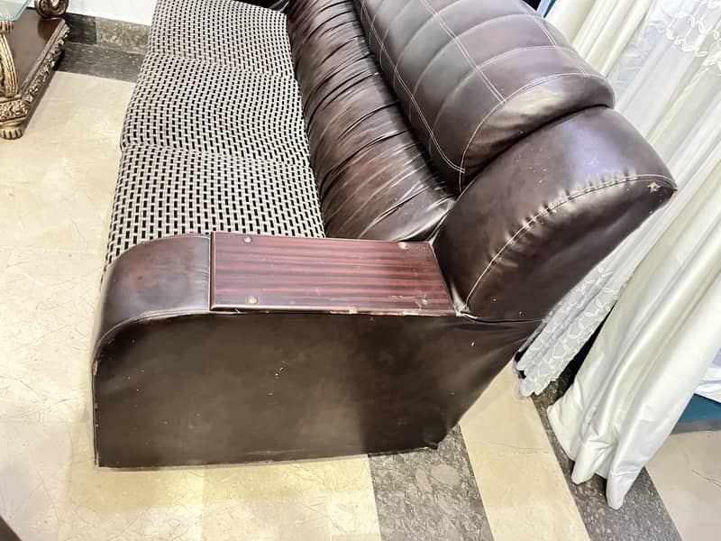 Leather sofa 7