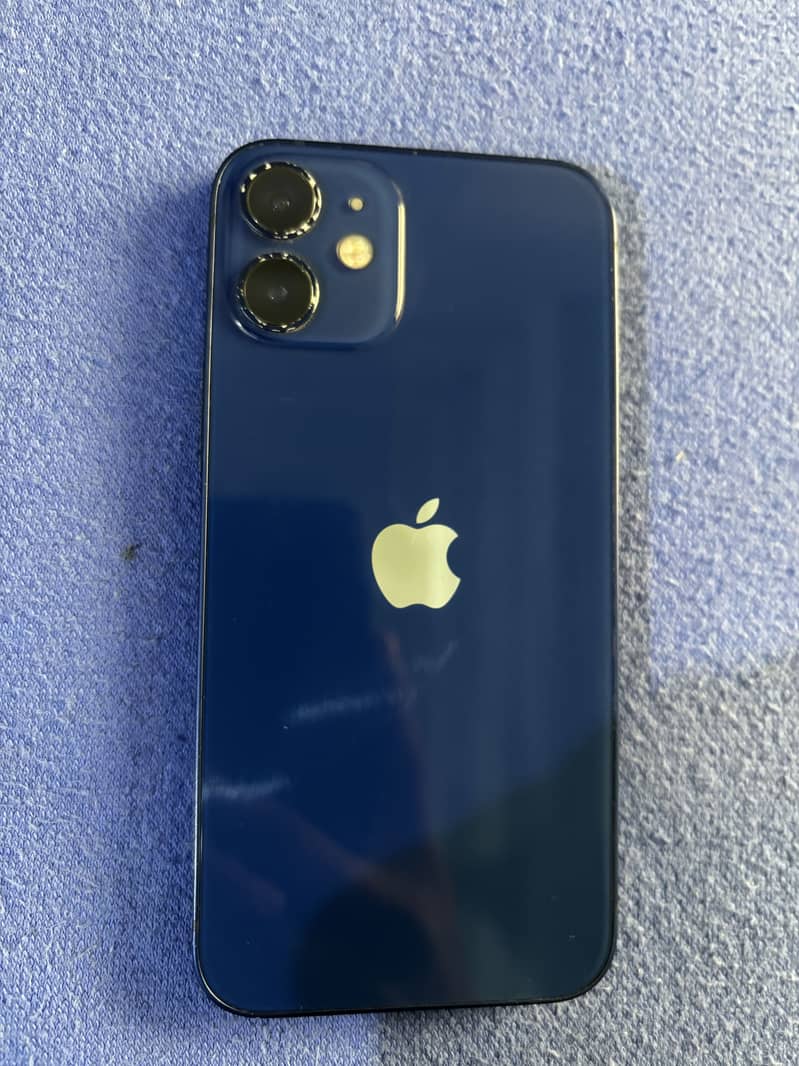 iPhone 12 mini 0