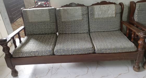 Wooden 5 seater Sofa Set