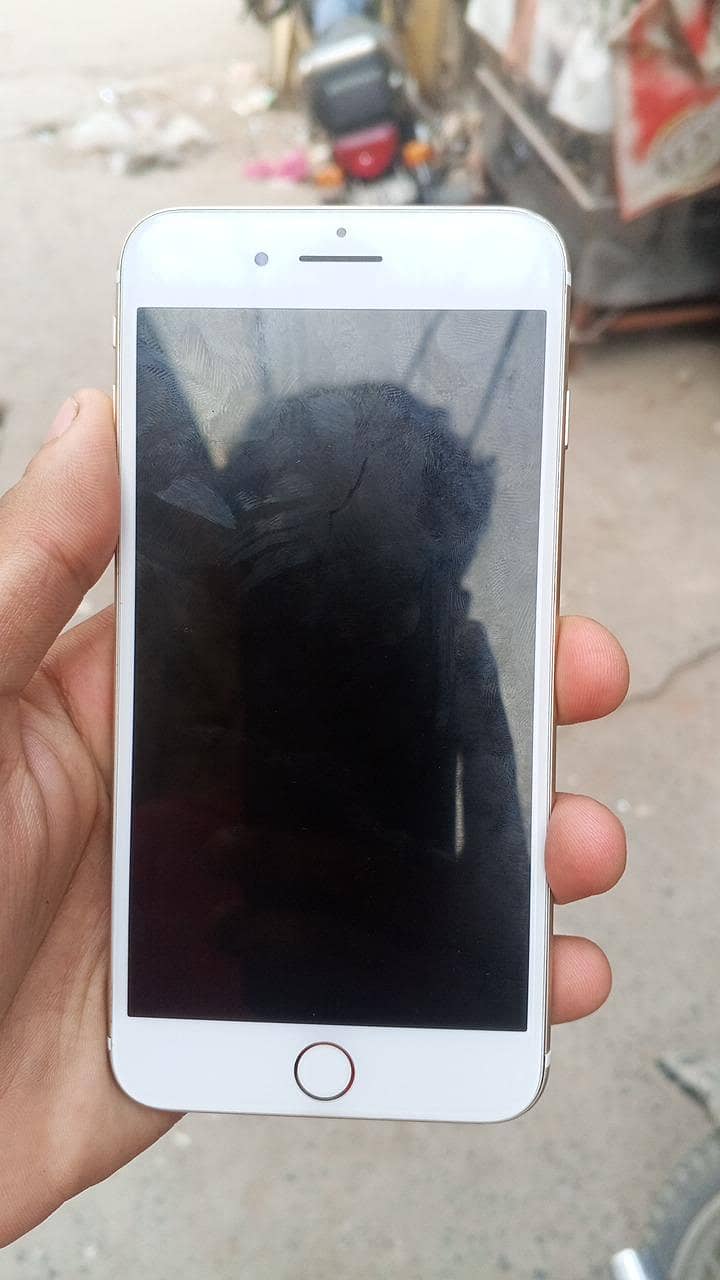 Apple iPhone 7 Plus 2