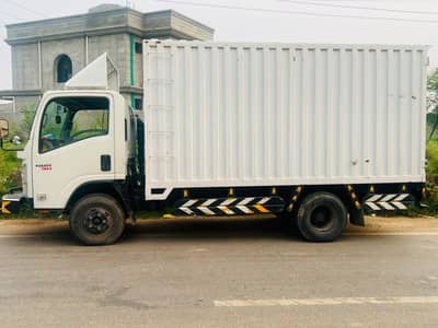 Isuzu NMR 90