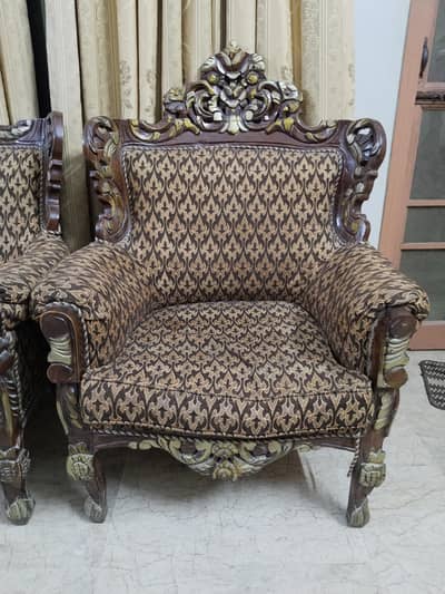 5 Seater Chaniotti Sofa Set A one condition