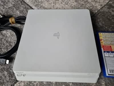 Sony PS4 slim PlayStation complete box