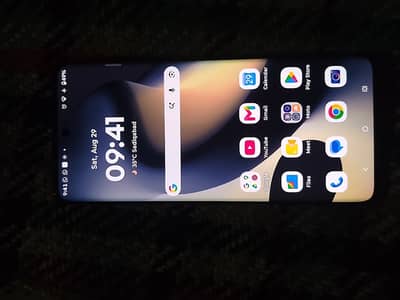Motorola edge 2024 for sale with 68W charger and pouch
