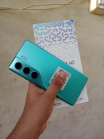 Tecno CAMON 40