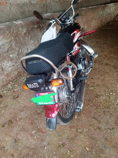 HONDA CD 70 2025 MODEL ONE HAND USE