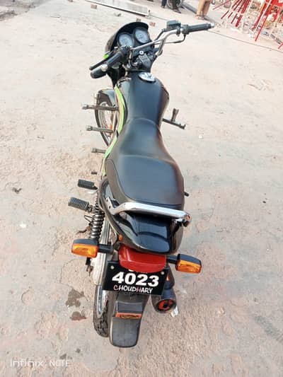 Honda CG 125 Deluxe 2011