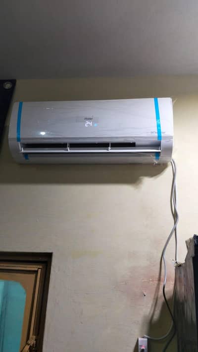 Haier 1.5 DC inverter Ac urgent sale me call WhatsApp no 032/412/95/04