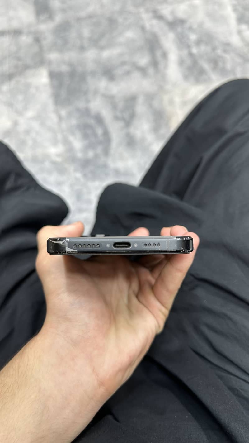 Apple iPhone 15 plus 1