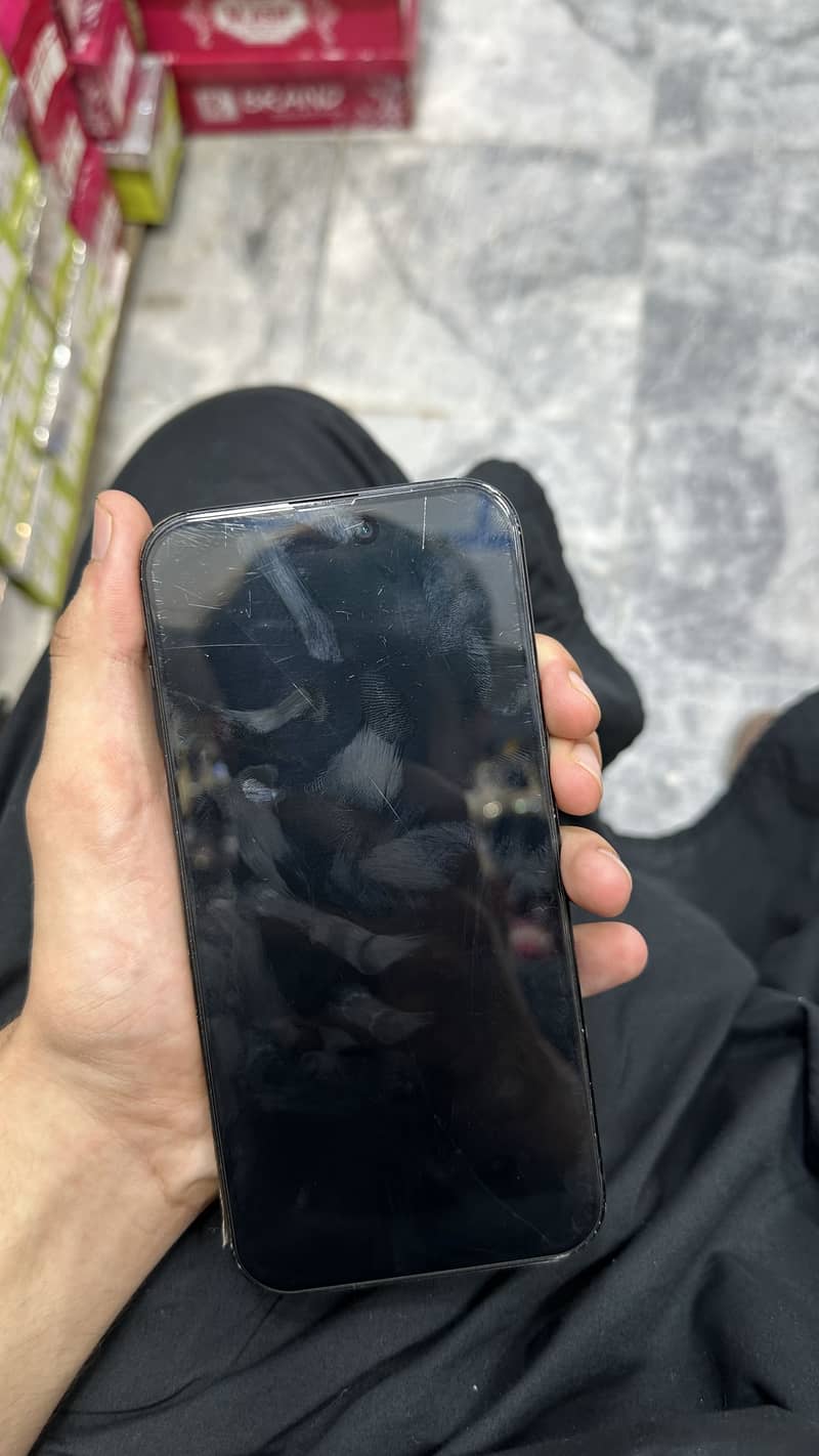 Apple iPhone 15 plus 5