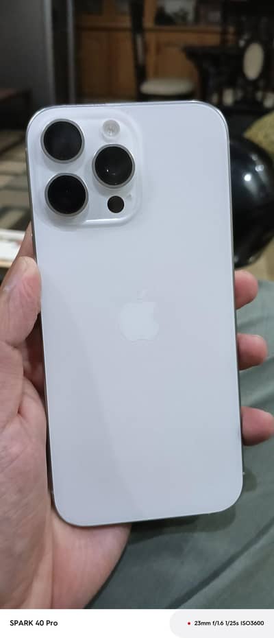 Apple iPhone 16 Pro Max