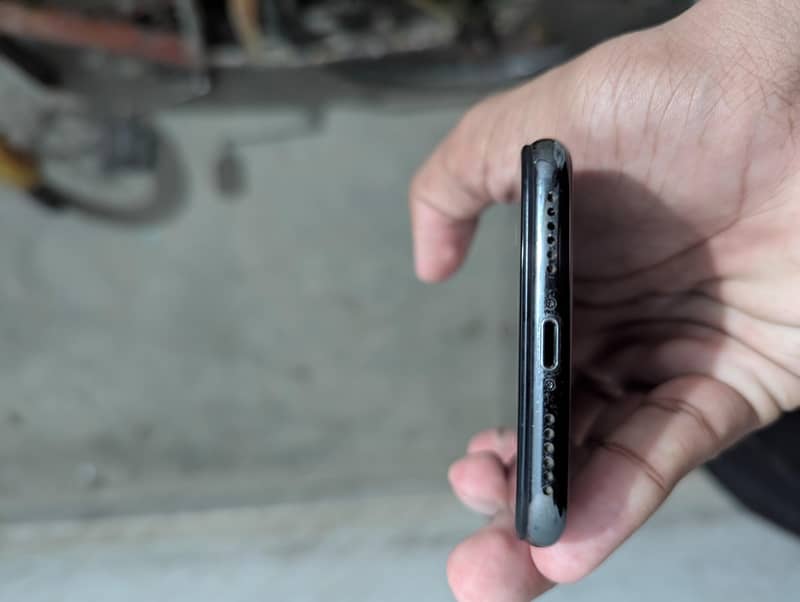 Apple iPhone X 2