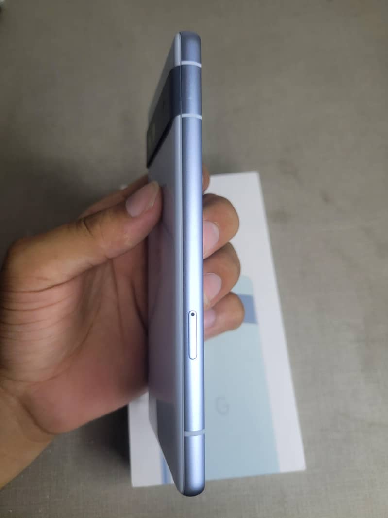 Google Pixel 7a 1