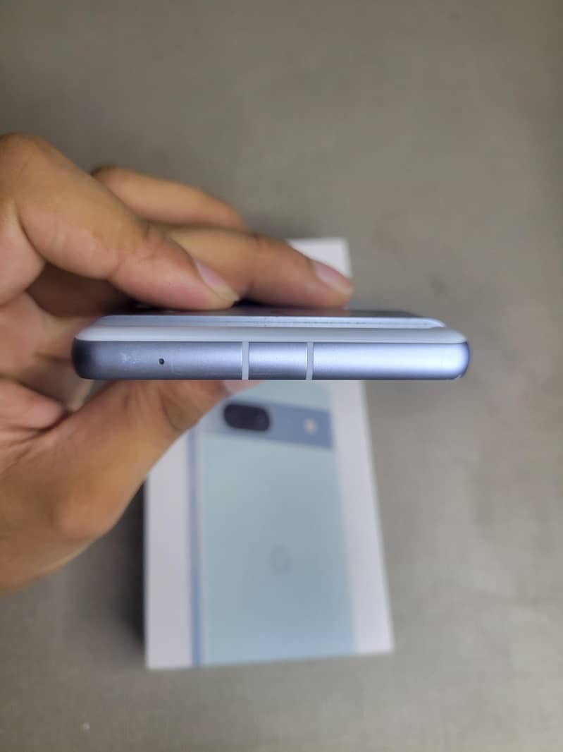 Google Pixel 7a 3