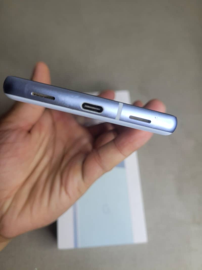 Google Pixel 7a 4