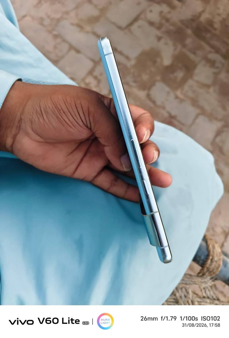 Google Pixel 8 Pro 4