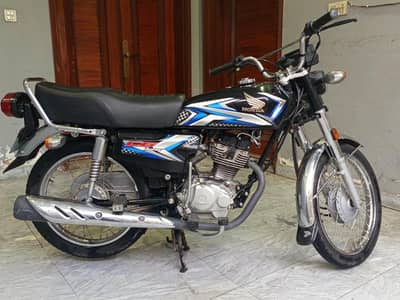 Honda 125 brand new condition for sale just like brand new