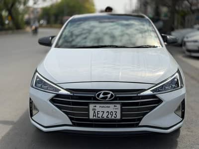 Hyundai Elantra 2022