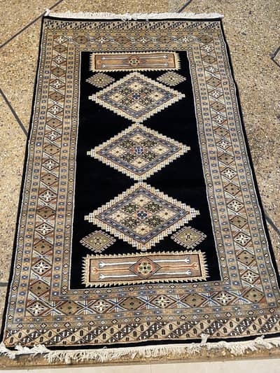 Handmade Premium Carpet 6x4 ft – Royal Looms