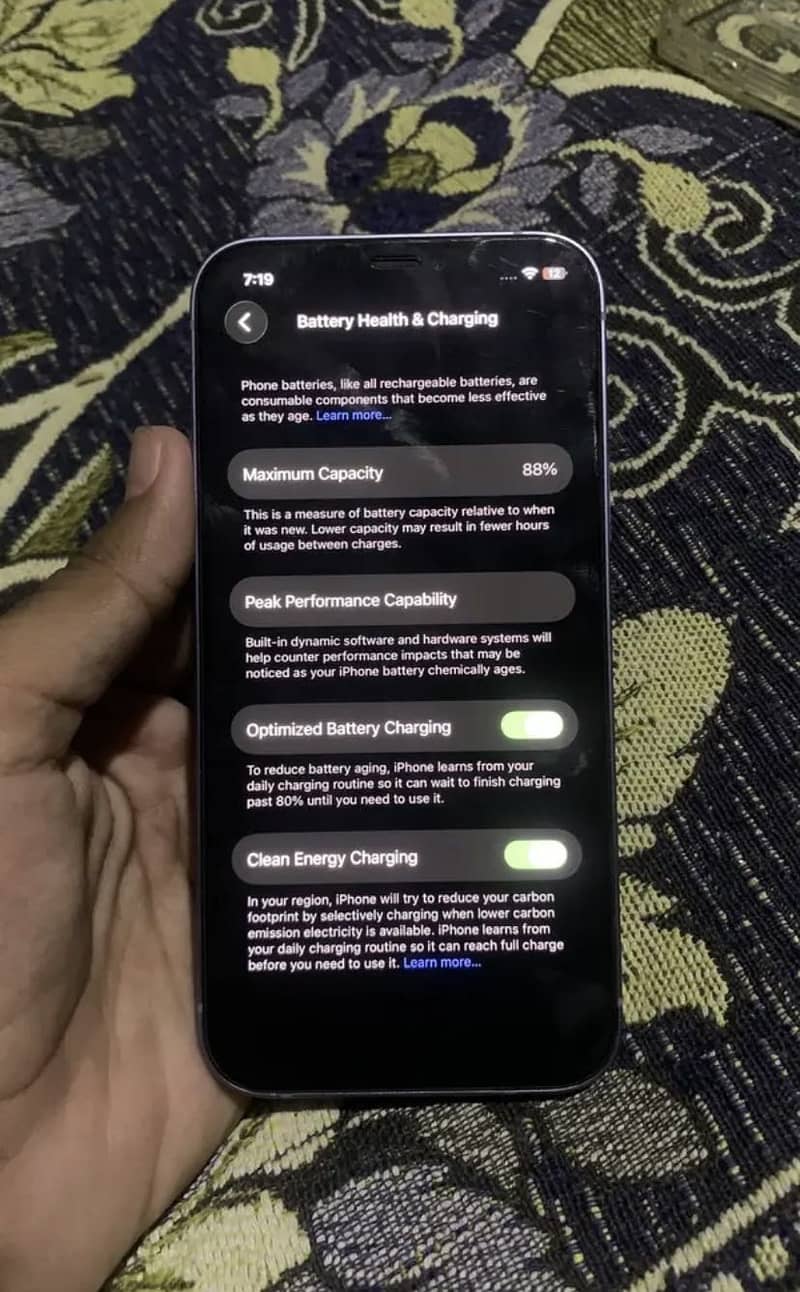 Apple iPhone 12 6