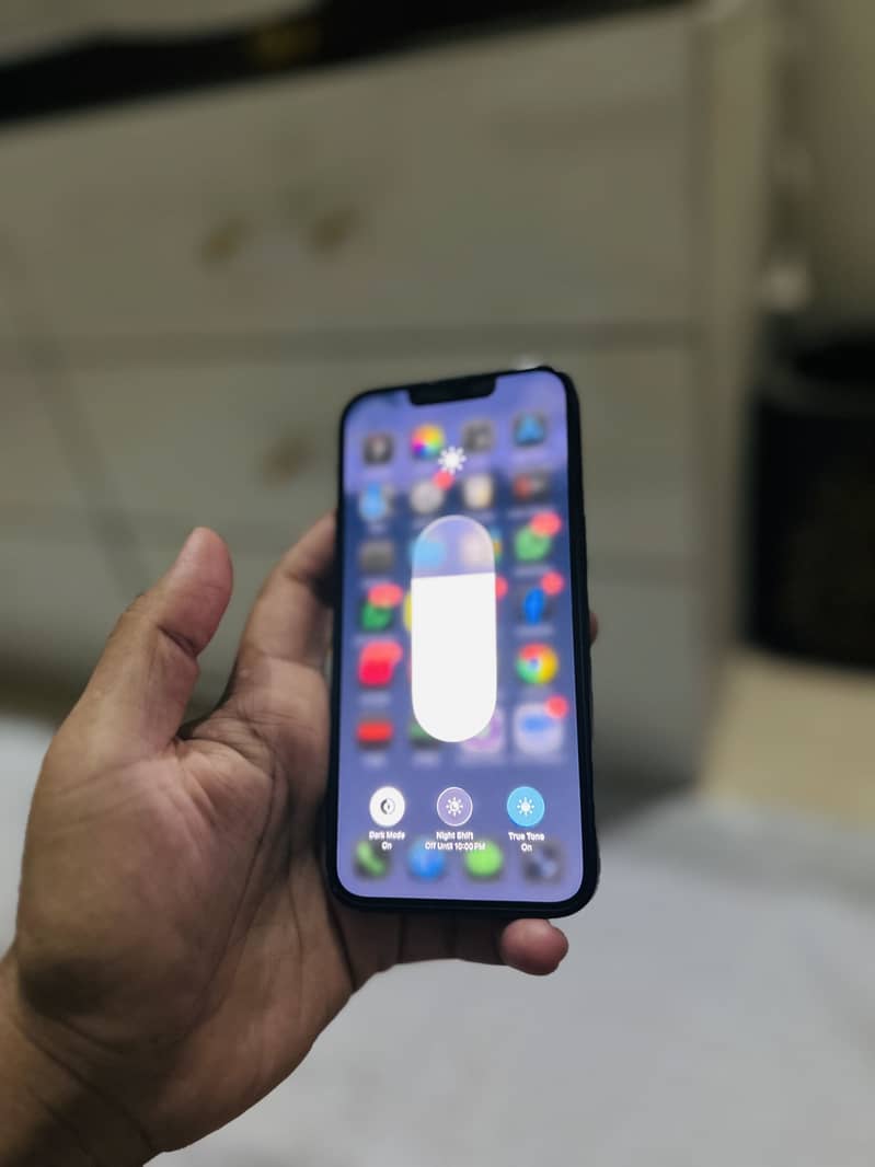 Apple iPhone 14 5