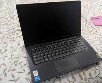 lenovo laptop with complete box
