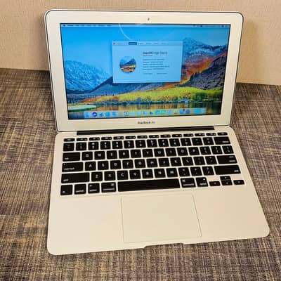 Apple MacBook Air 2015 – Intel i5 5th  | 4GB RAM / 128GB SSD