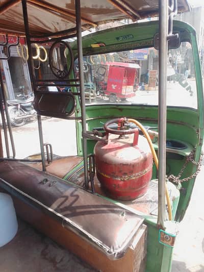 CNG rickshaw sale